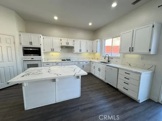 $1,050,000 | 11818 Amethyst Court, Jurupa Valley, CA 91752