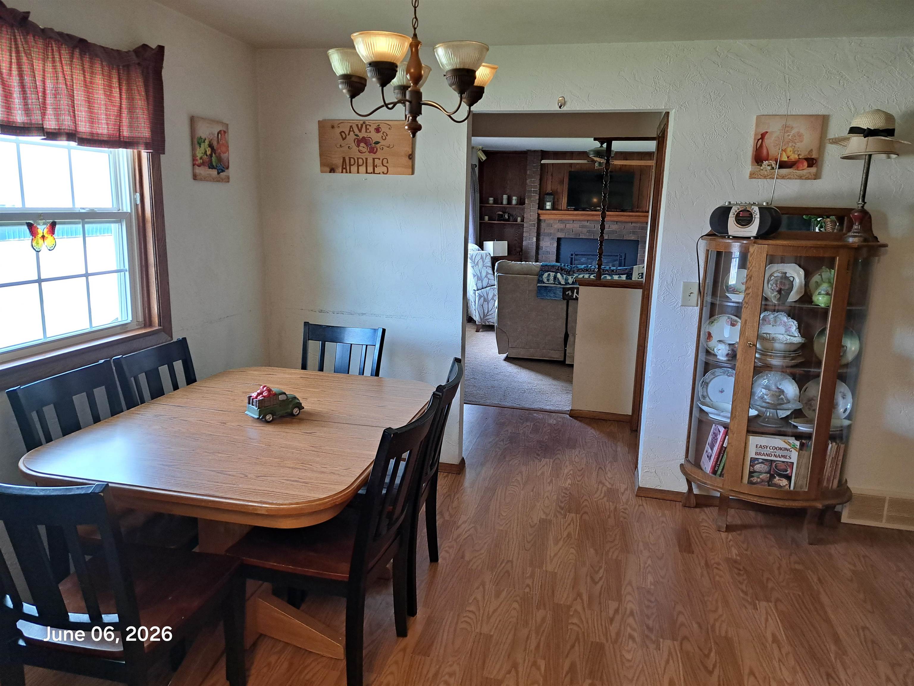 1121 Calder Street Menasha, WI 54952 - Photo 3 of 16