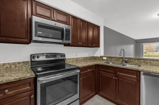 $170,000 | 13838 Fairway Island Drive, Unit 1412, Orlando, FL 32837