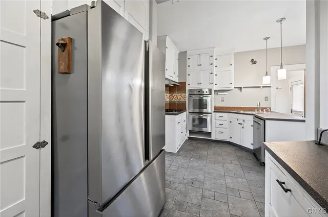 $289,900 | 201 Lincoln Park Drive, Syracuse, NY 13203