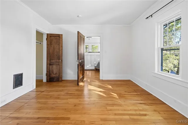 $289,900 | 201 Lincoln Park Drive, Syracuse, NY 13203