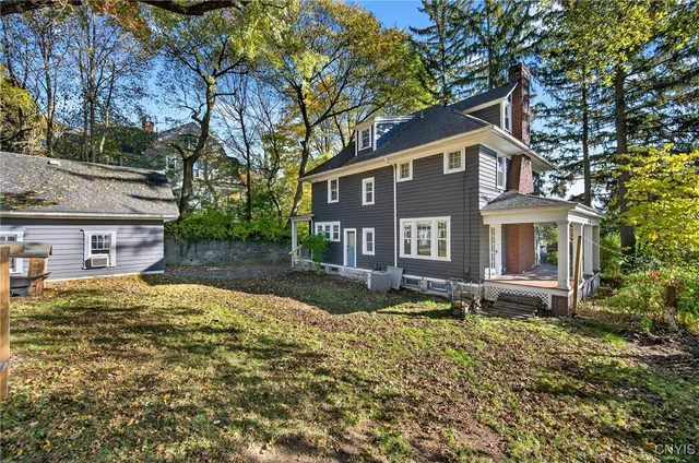 $289,900 | 201 Lincoln Park Drive, Syracuse, NY 13203