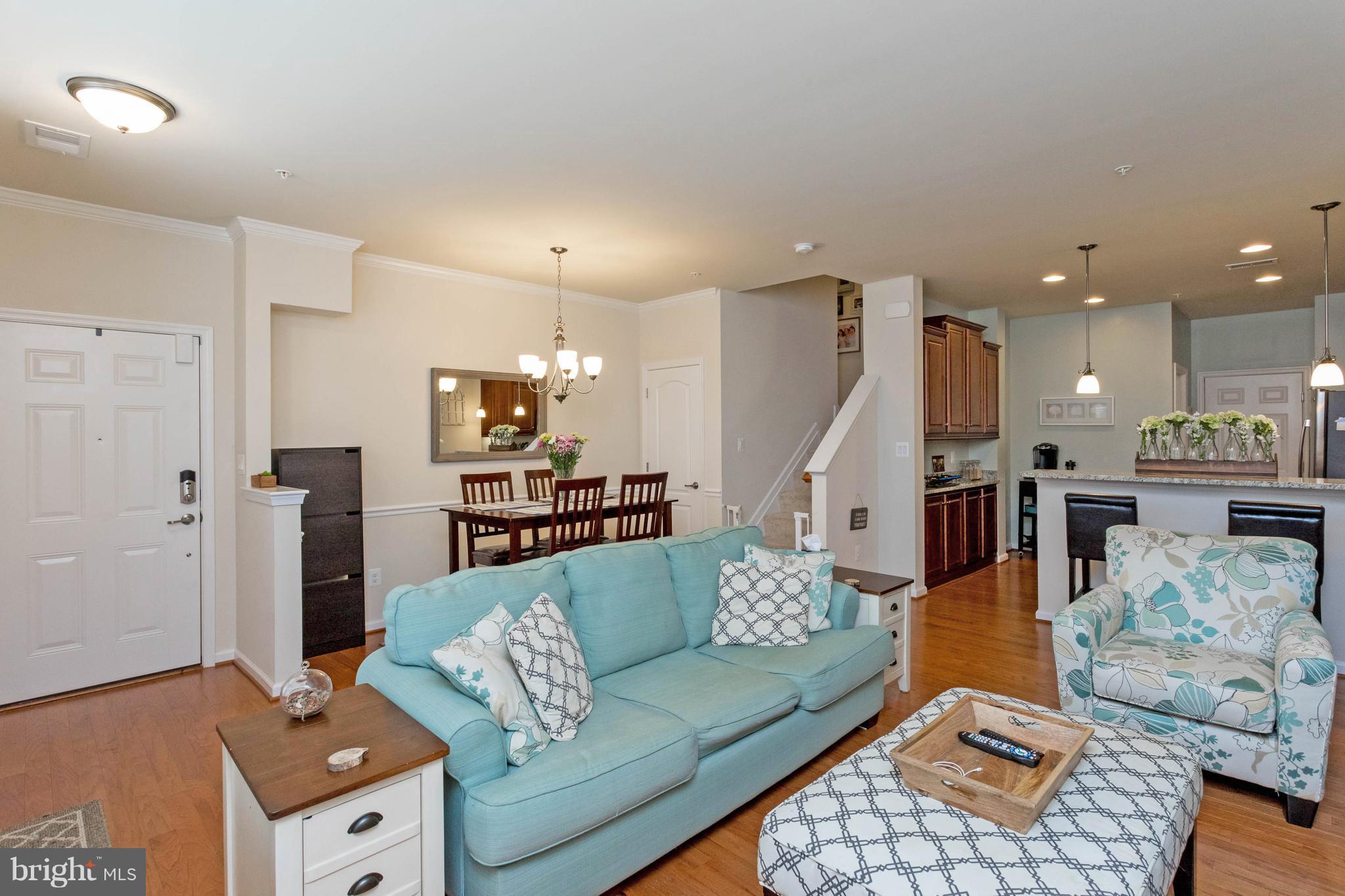 4710 Dane Ridge Circle Woodbridge, VA 22193 - Photo 6 of 30 Family Room
