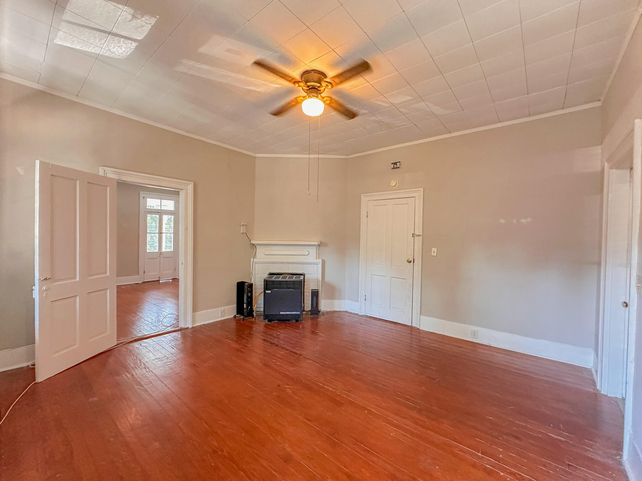 7 Bee Street, Unit B Charleston, SC 29403 - Photo 5 of 15 IMG_4138