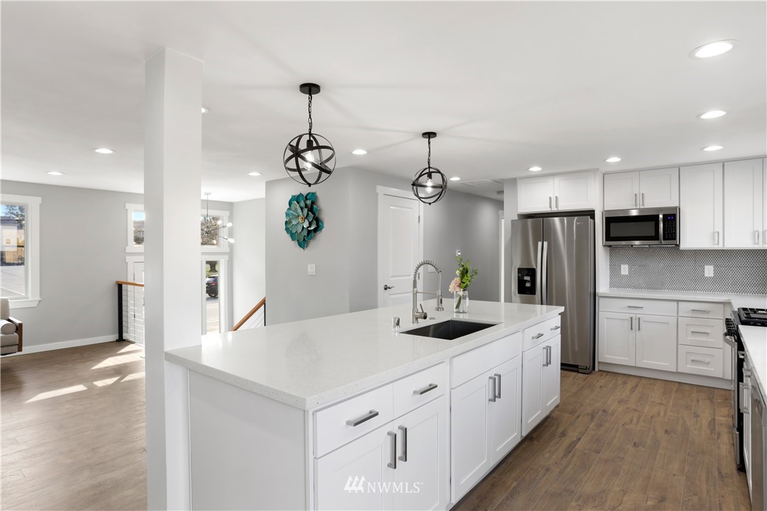 2525 Aberdeen Avenue Northeast Renton, WA 98056 - Photo 14 of 32 Gallery Image 14