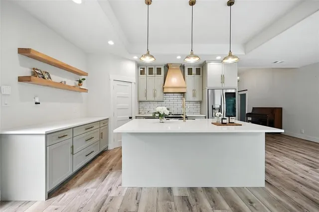 $350,000 | 312 Lone Tree Lane, Hickory Creek, TX 75065