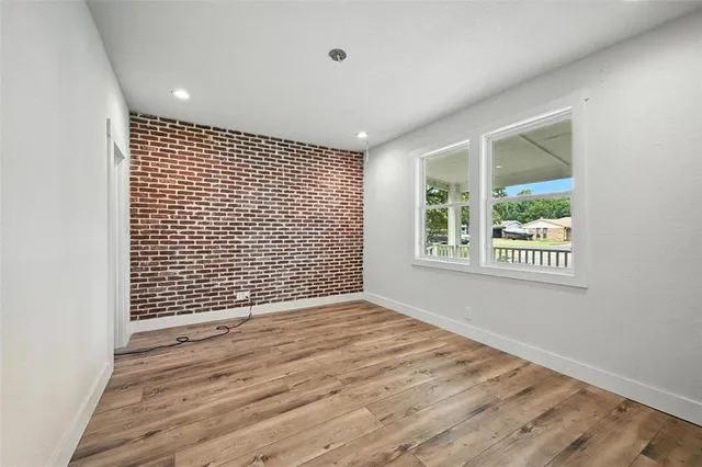 $350,000 | 312 Lone Tree Lane, Hickory Creek, TX 75065