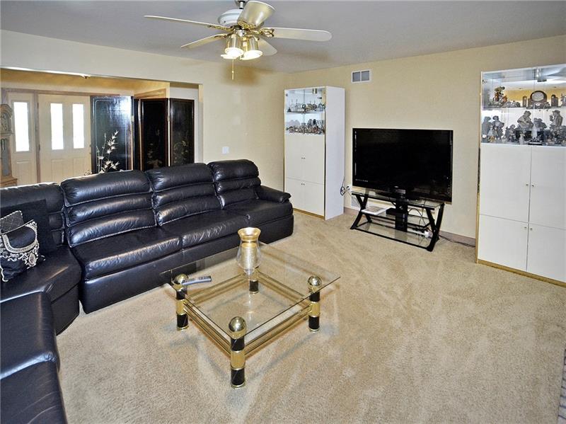 201 Harrison Road Turtle Creek, PA 15145 - Photo 8 of 25 Gallery Image 8
