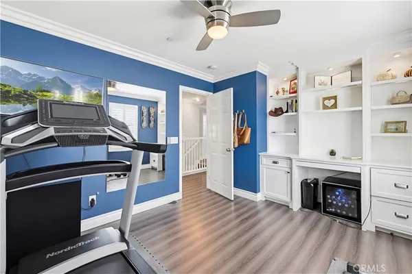 $910,000 | 19890 Holly Drive, Saugus, CA 91350