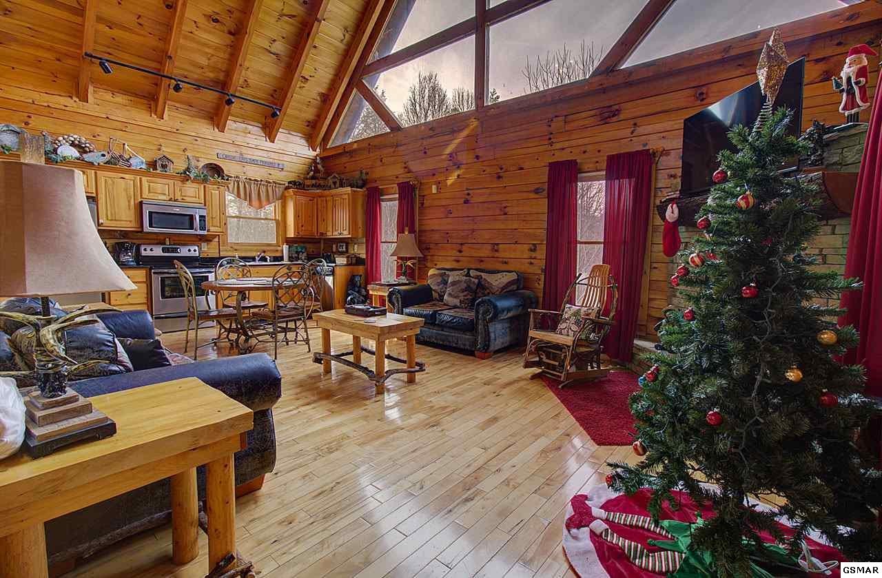2231 Breezy Road, Unit RUSTICELEGANCE Sevierville, TN 37876 - Photo 7 of 31 Gallery Image 7