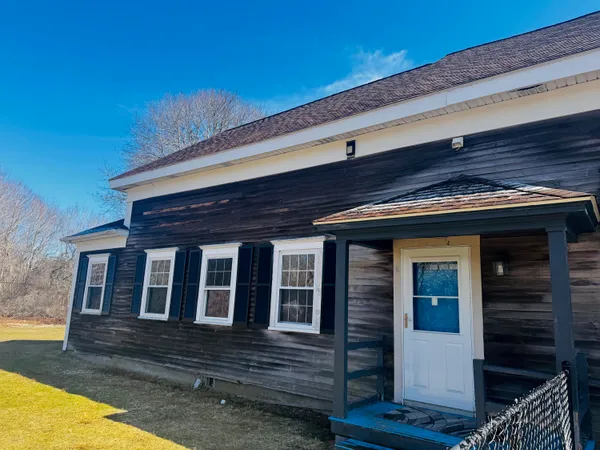 $2,600 | 470 East Falmouth Highway, Unit A, East Falmouth, MA 02536