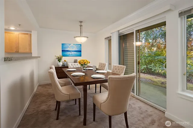 $350,000 | 25025 Southeast Klahanie Boulevard, Unit B101, Issaquah, WA 98029