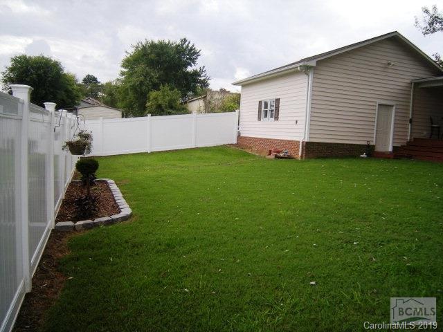 115 Pinewood Road Granite Falls, NC 28630 - Photo 4 of 14 Gallery Image 4