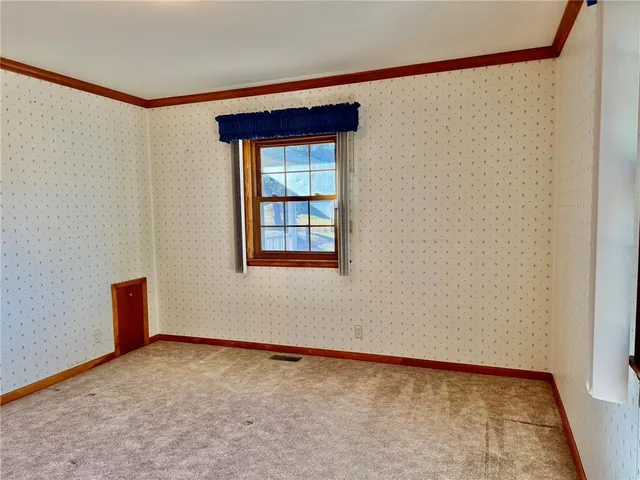 $325,000 | 320 West Torrance Street, Maryville, MO 64468