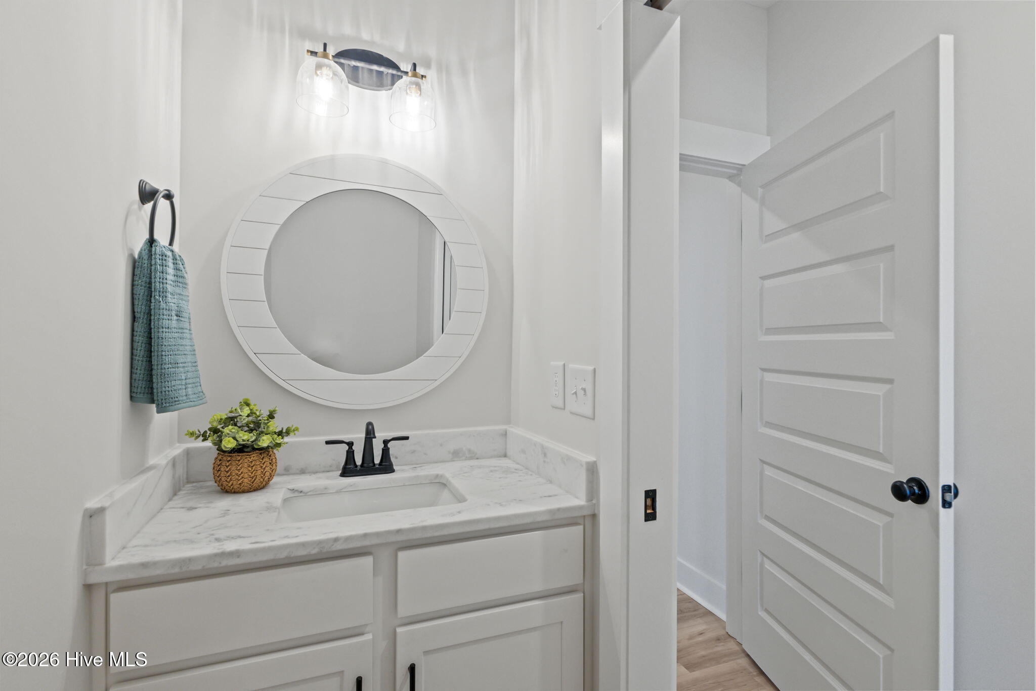 658 Fishermans Point Newport, NC 28570 - Photo 33 of 44 Bathroom #3