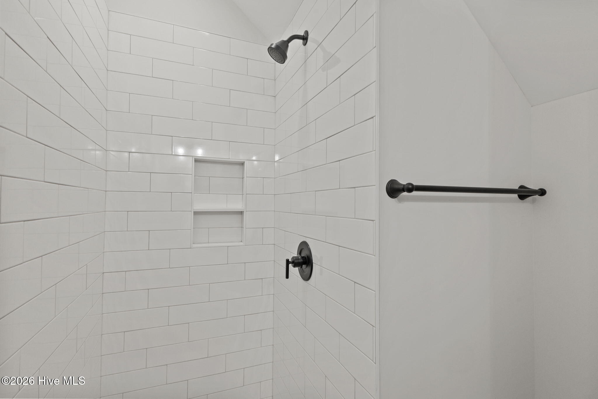 658 Fishermans Point Newport, NC 28570 - Photo 34 of 44 Bathroom 3 - Walk-In Shower