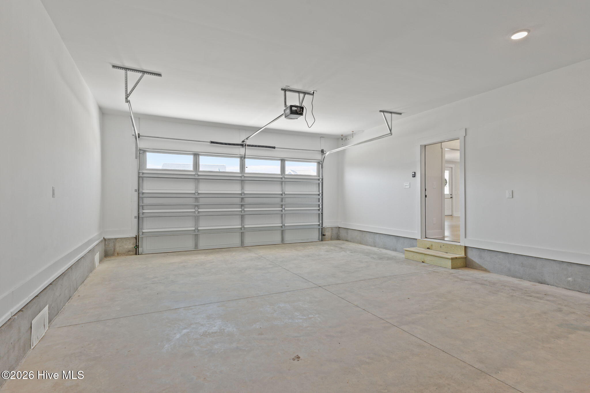 658 Fishermans Point Newport, NC 28570 - Photo 37 of 44 Spacious Garage