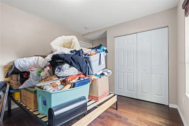 a view of utility room