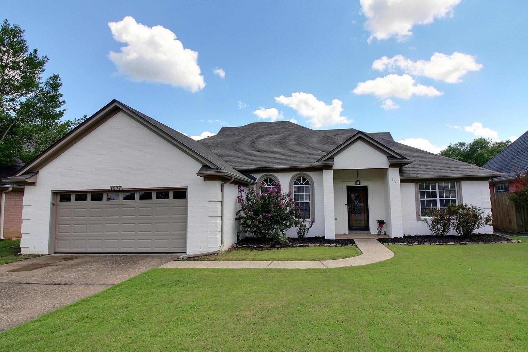 1577 Wolf Ridge Drive Collierville, TN 38017 - Photo 1 of 18 Gallery Image 1