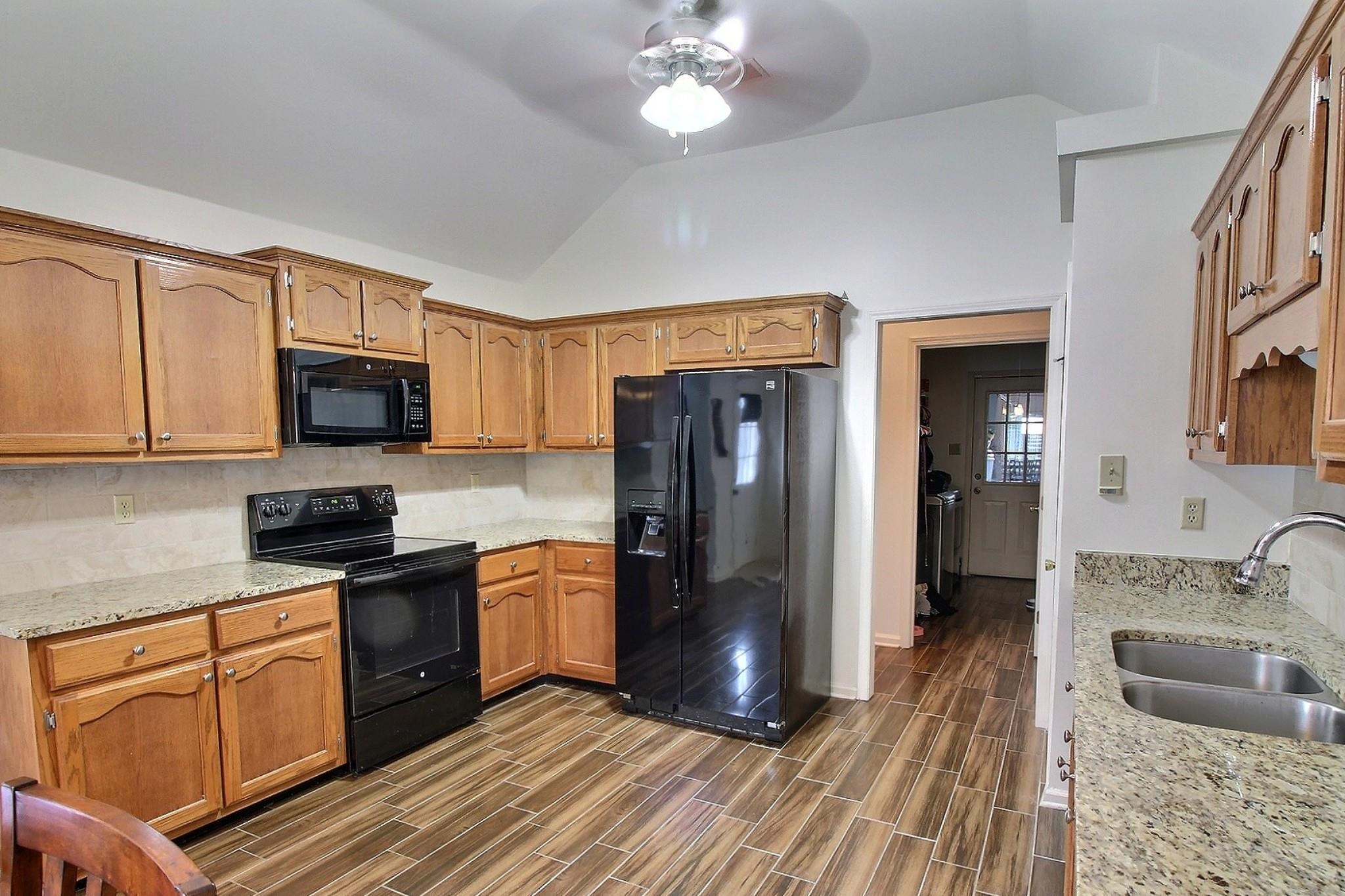 1577 Wolf Ridge Drive Collierville, TN 38017 - Photo 5 of 18 Gallery Image 5
