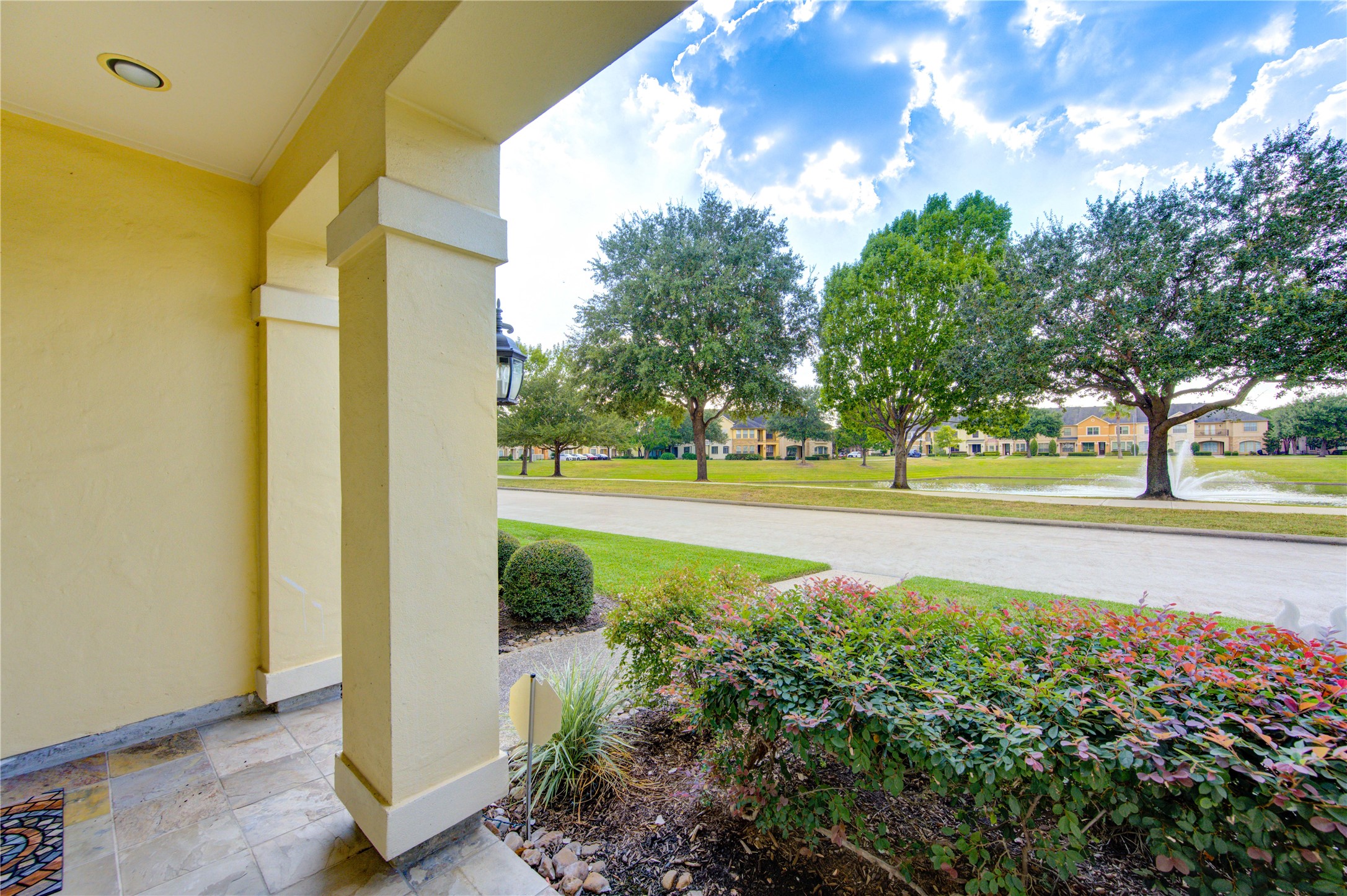 2011 Spring Cedar Lane Houston, TX 77077 - Photo 3 of 43 a view of a garden with large trees