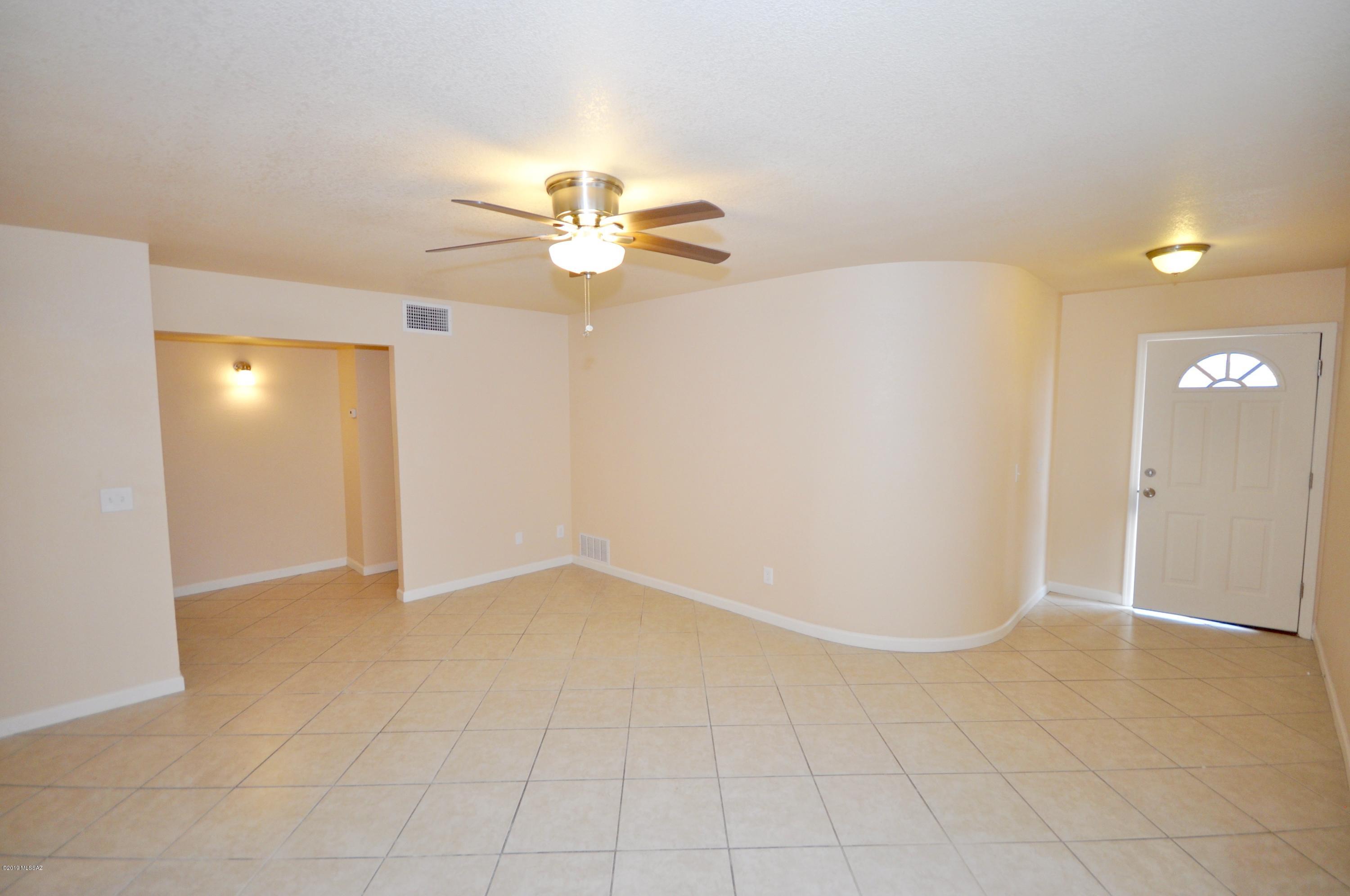 1284 West Frontage Road Rio Rico, AZ 85648 - Photo 11 of 19