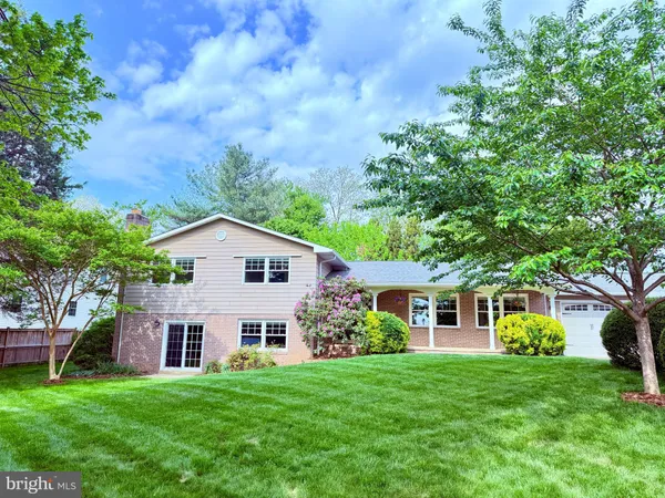 $1,035,000 | 4510 Rhett Lane, Fairfax, VA 22030