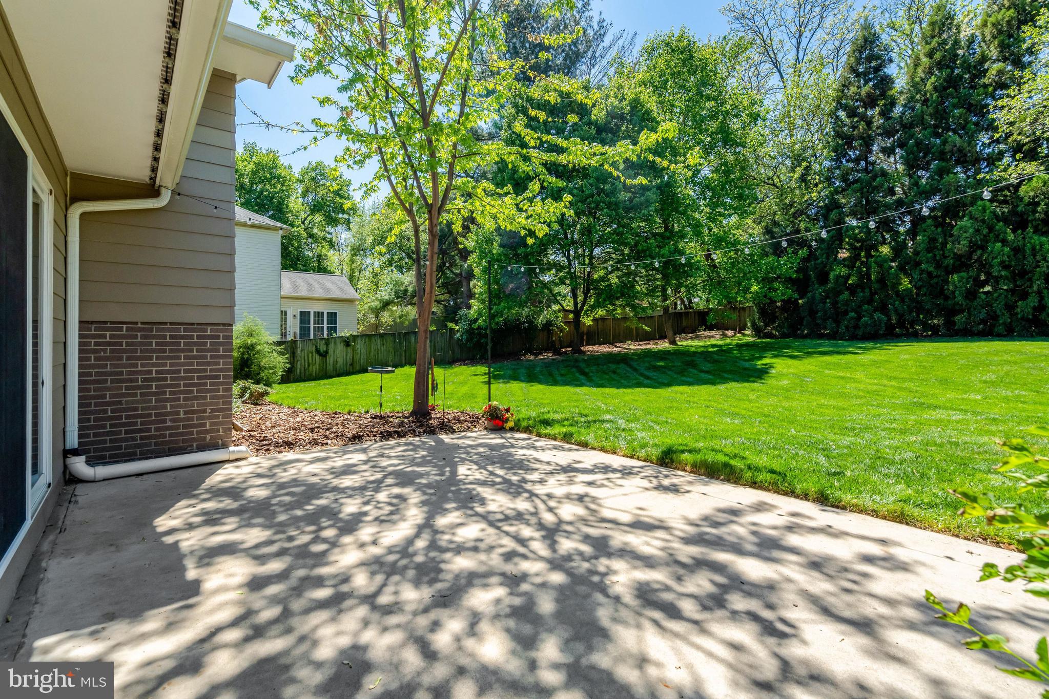 4510 Rhett Lane Fairfax, VA 22030 - Photo 5 of 19