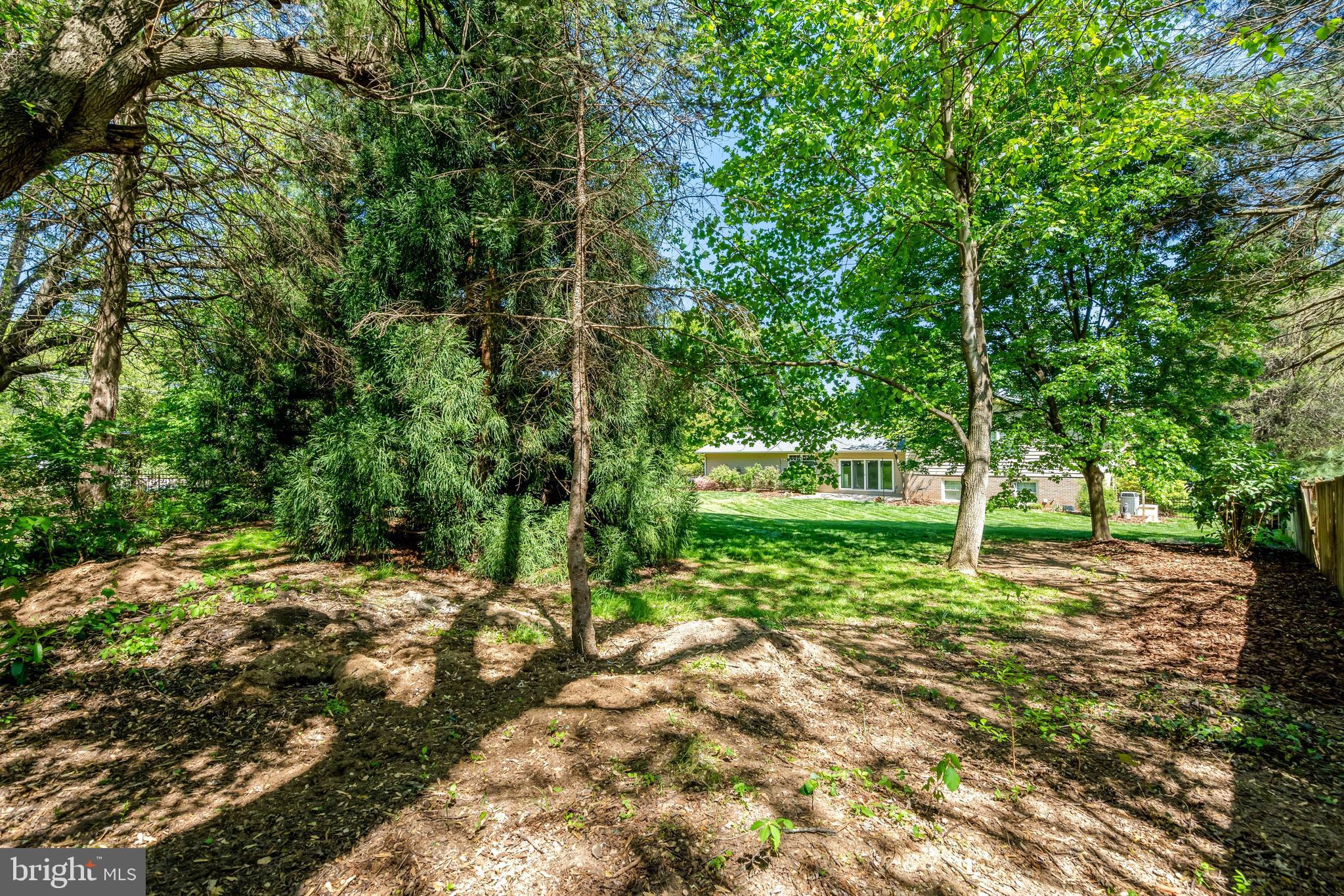 4510 Rhett Lane Fairfax, VA 22030 - Photo 10 of 19