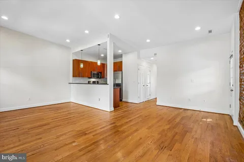 $675,000 | 1339 C Street Northeast, Washington, DC 20002