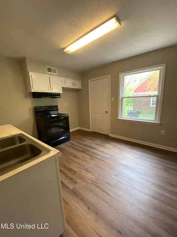 $1,495 | 8230 Cedarbrook Drive, Southaven, MS 38671