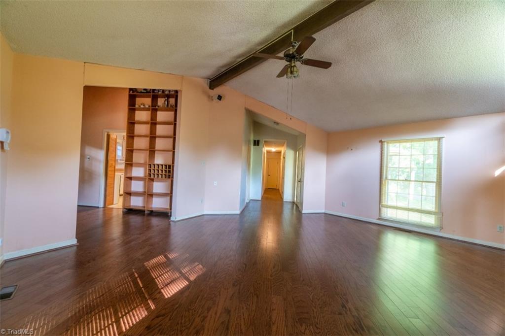 1709 Three Meadows Road Greensboro, NC 27455 - Photo 10 of 28 Gallery Image 10