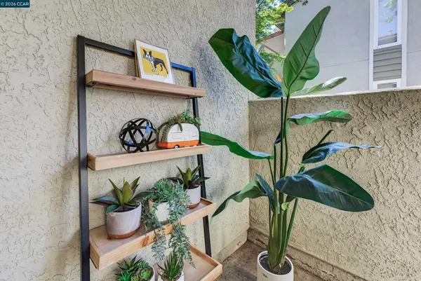 $369,000 | 1505 Kirker Pass Road, Unit 119, Concord, CA 94521