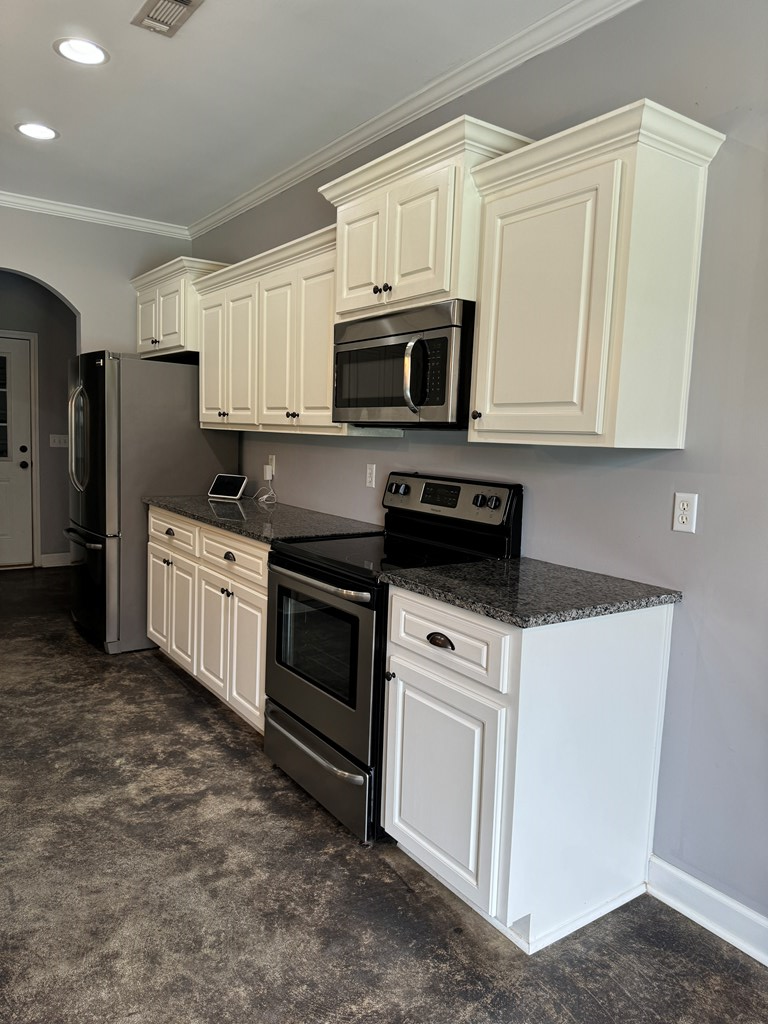 500 Roy Martin Road Dothan, AL 36301 - Photo 7 of 33