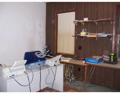 6 Bevington Road Forest Hills, PA 15221 - Photo 12 of 16 Studio/Study/Office.