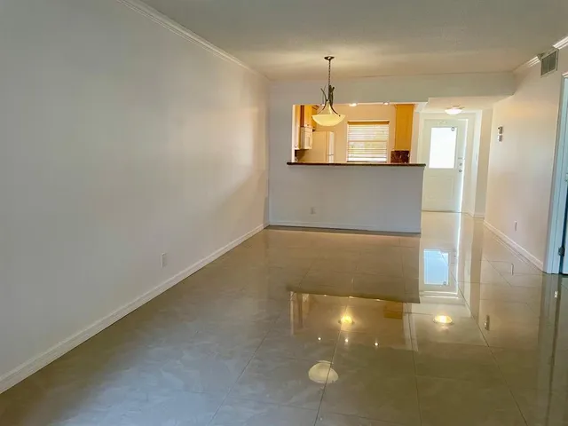 $1,750 | 608 Southwest Natura Boulevard, Unit 109, Deerfield Beach, FL 33441