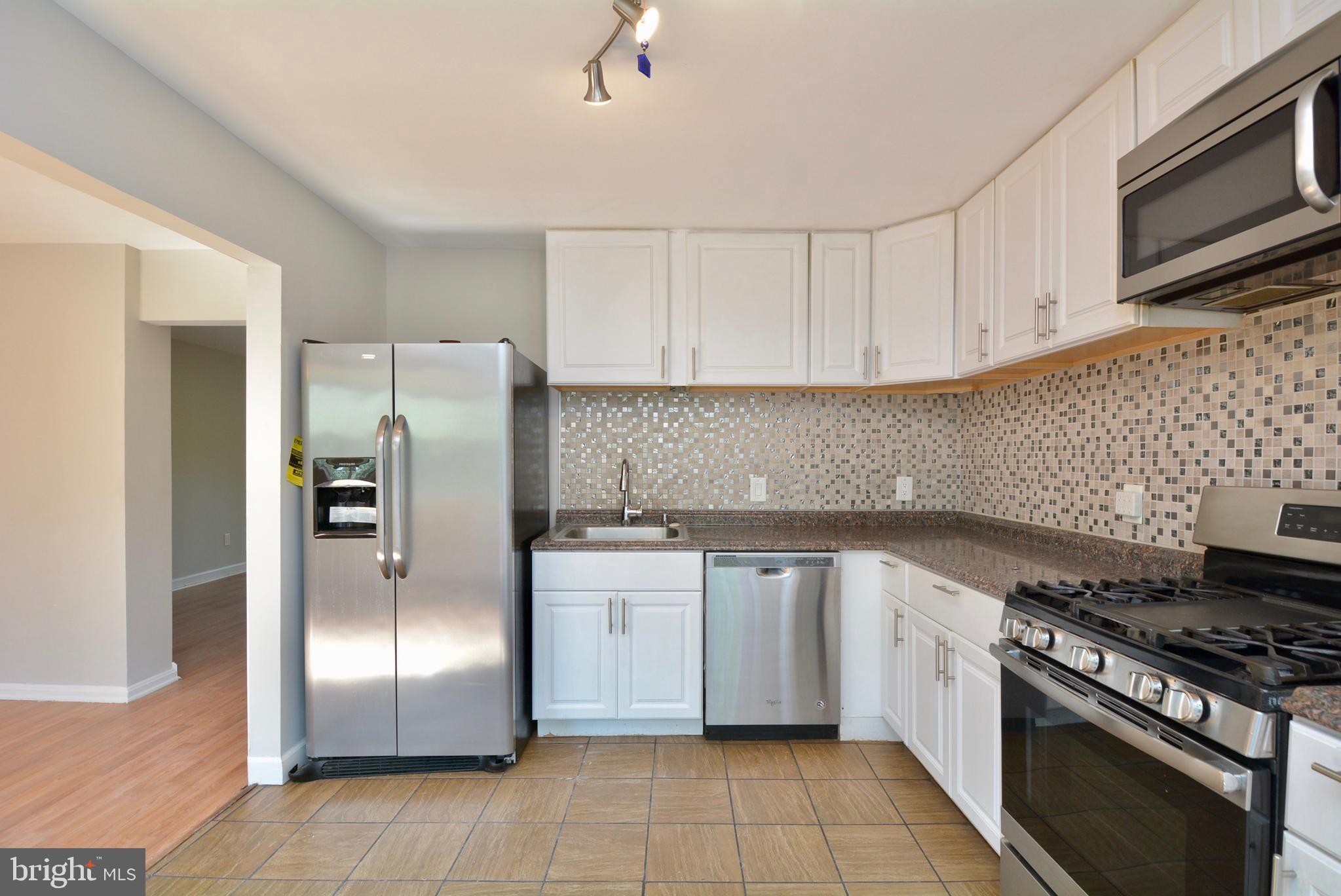 4215 Buckman Road Alexandria, VA 22309 - Photo 2 of 36 Gallery Image 2