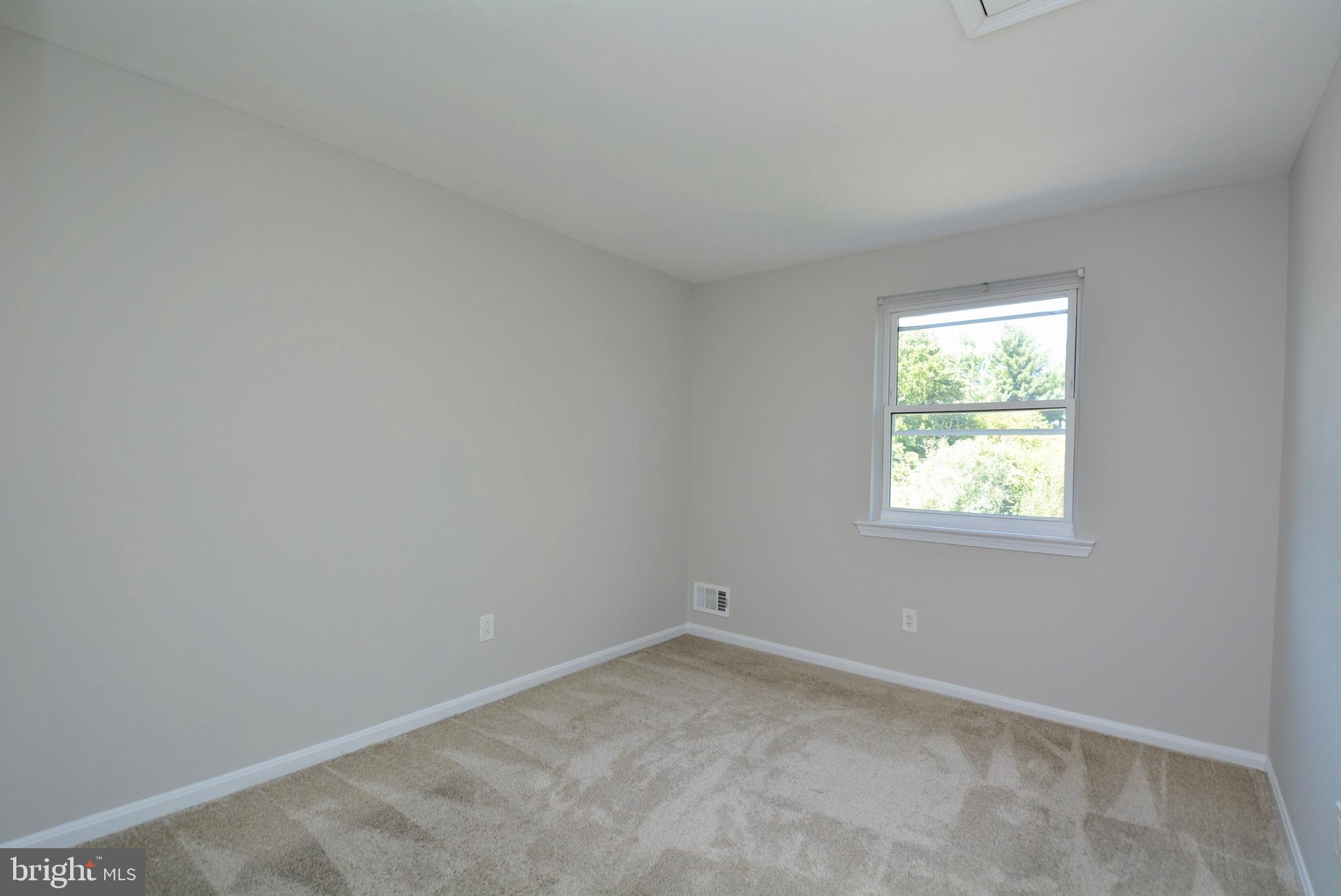 4215 Buckman Road Alexandria, VA 22309 - Photo 14 of 36 Gallery Image 14