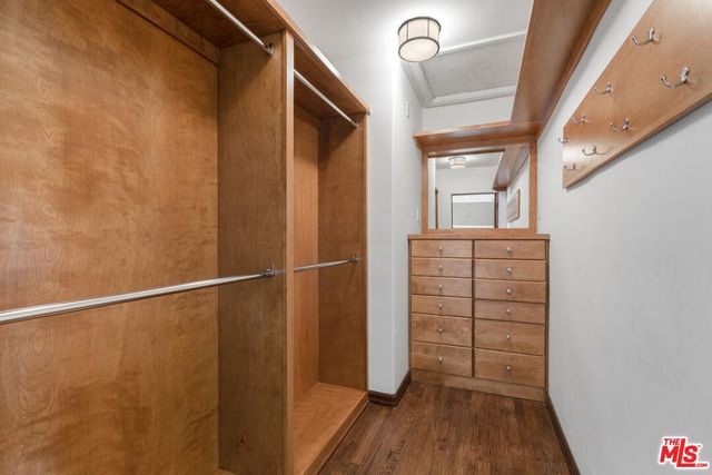 $12,436,000 | 250 South Bristol Avenue, Los Angeles, CA 90049