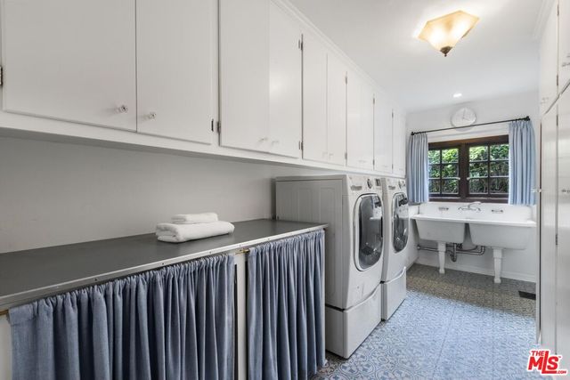 $12,436,000 | 250 South Bristol Avenue, Los Angeles, CA 90049