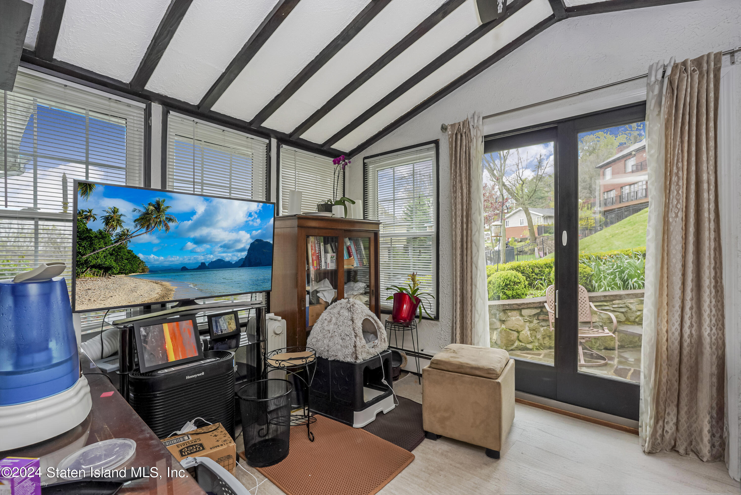 37 Douglas Road Staten Island, NY 10304 - Photo 23 of 34 Photo Apr 20 2024, 10 22 34 PM