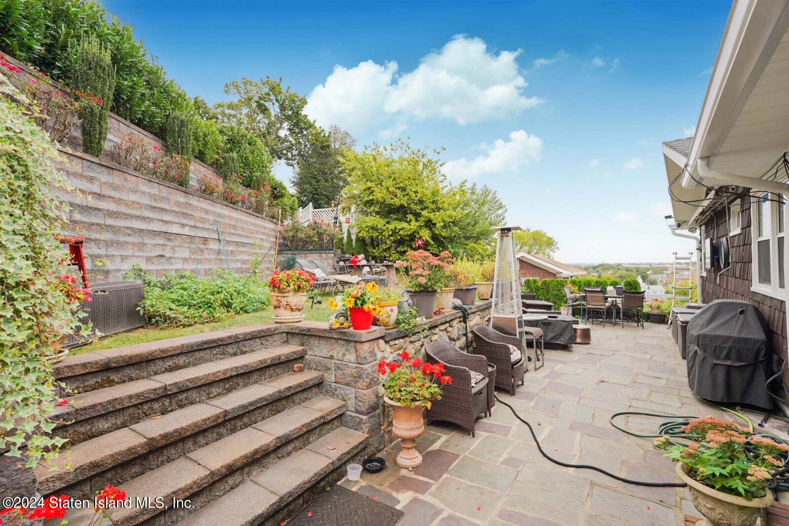 37 Douglas Road Staten Island, NY 10304 - Photo 33 of 34 Photo Sep 29 2024, 5 46 45 AM (1)