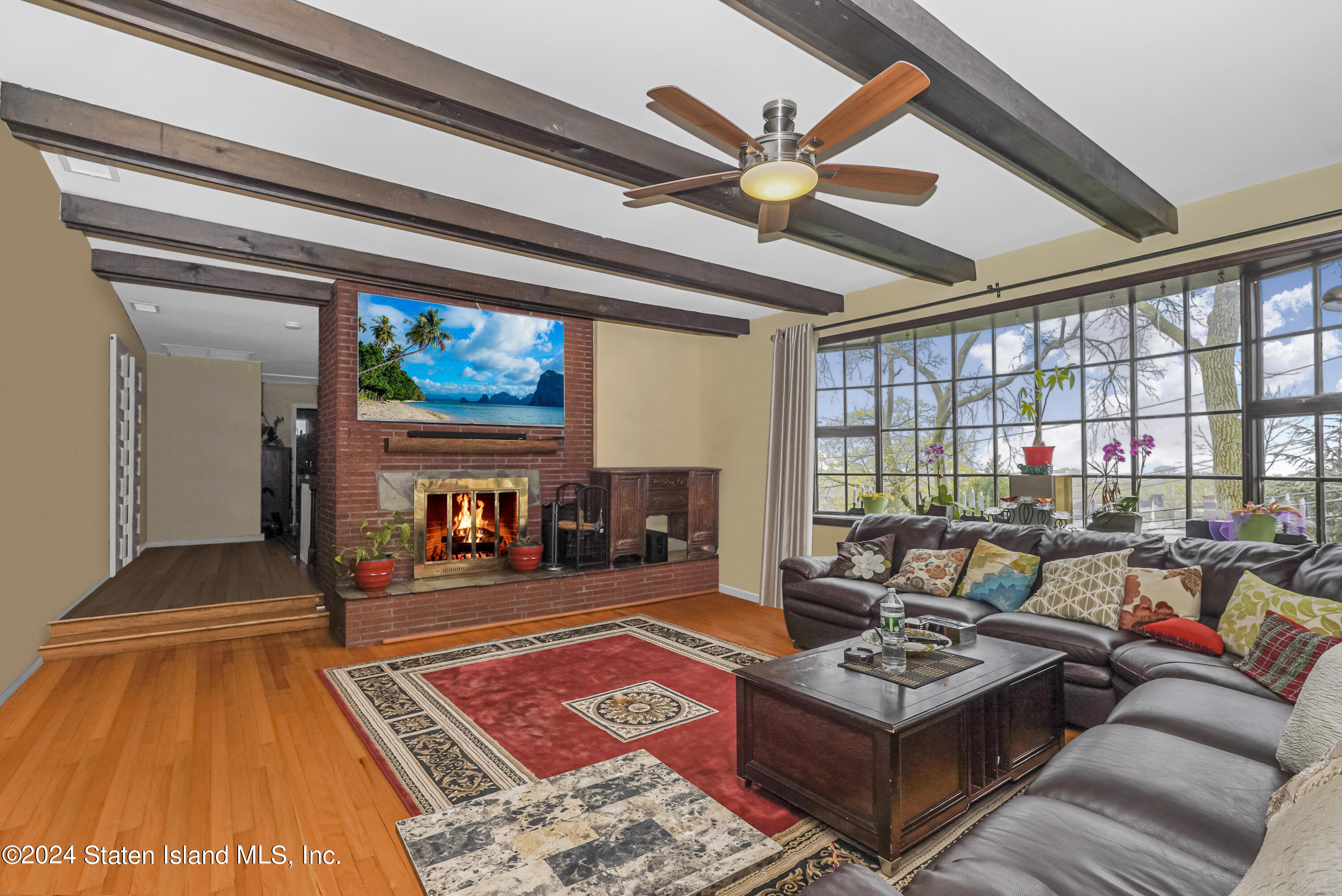 37 Douglas Road Staten Island, NY 10304 - Photo 9 of 34 Photo Apr 20 2024, 10 12 17 PM