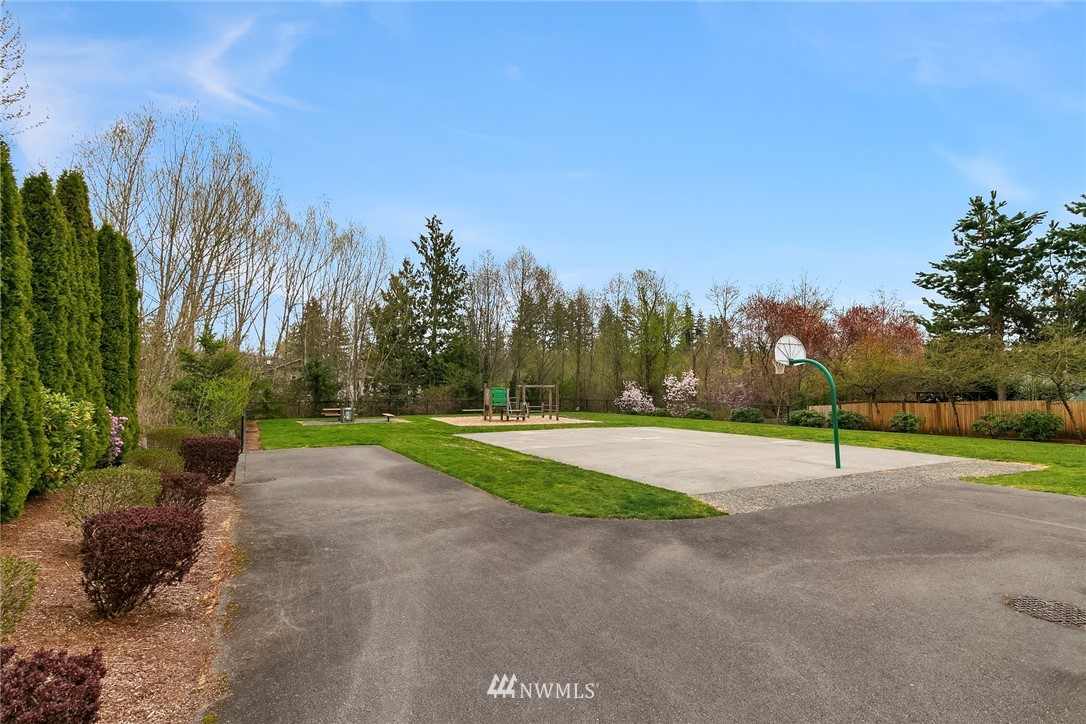 3315 172 Street Southeast Bothell, WA 98012 - Photo 8 of 25
