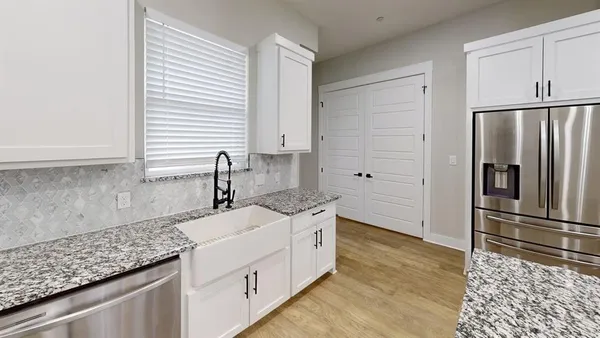 $2,799 | 313 North Mill Street, Lewisville, TX 75057