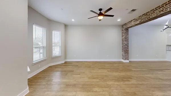 $2,799 | 313 North Mill Street, Lewisville, TX 75057