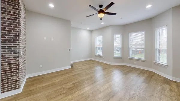 $2,799 | 313 North Mill Street, Lewisville, TX 75057