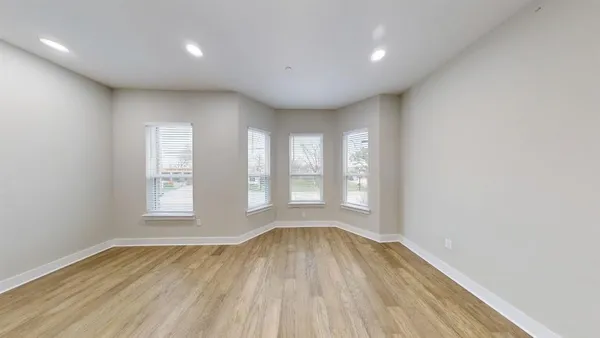 $2,799 | 313 North Mill Street, Lewisville, TX 75057