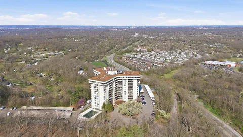 $724,999 | 6666 Brookmont Terrace, Unit 707, Nashville, TN 37205