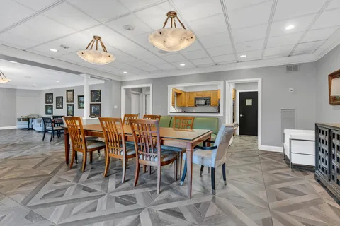 $724,999 | 6666 Brookmont Terrace, Unit 707, Nashville, TN 37205